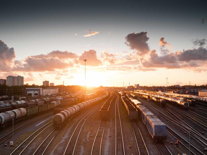 周末农夫<br>klxalqn.cn 阳台种菜指南